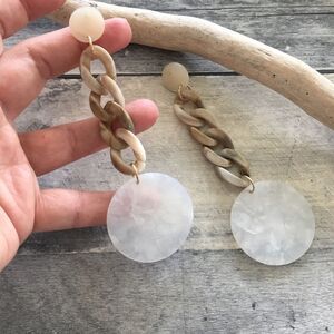 Modern Boho Acrylic Chain Dangle Earrings